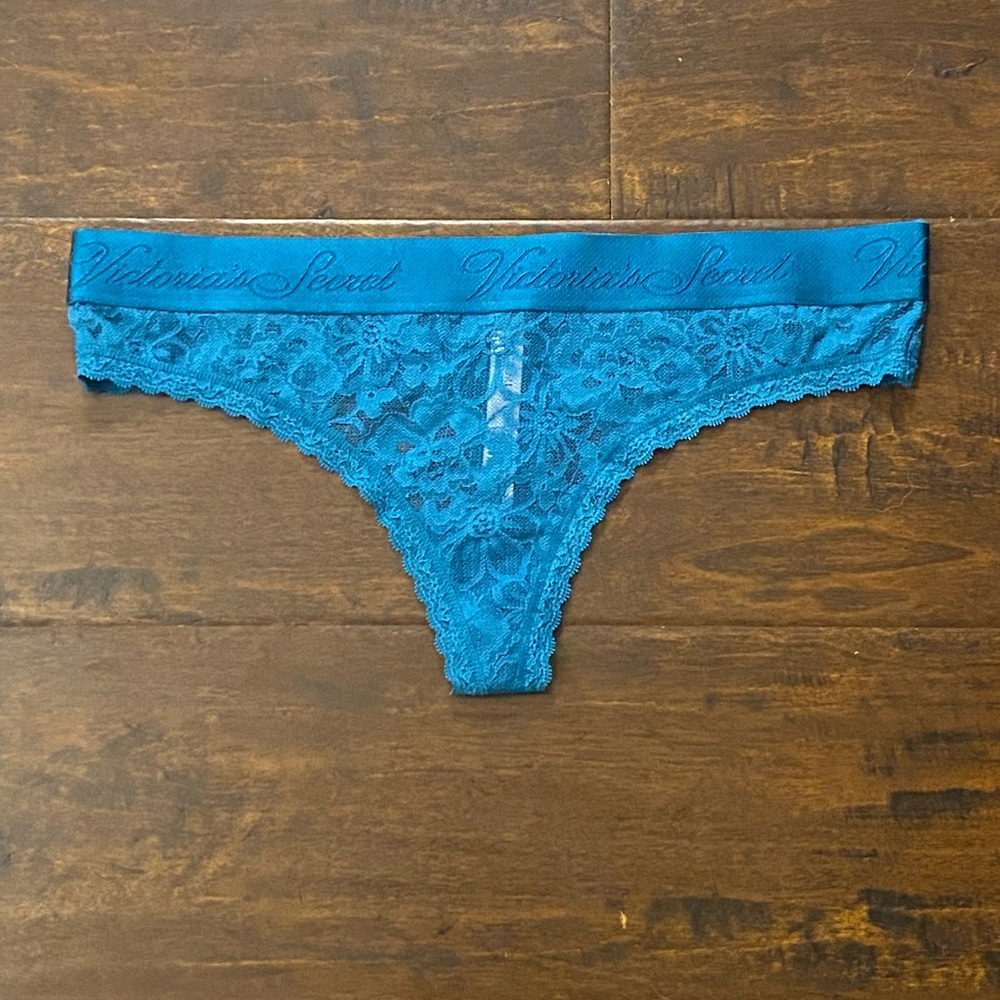 VS